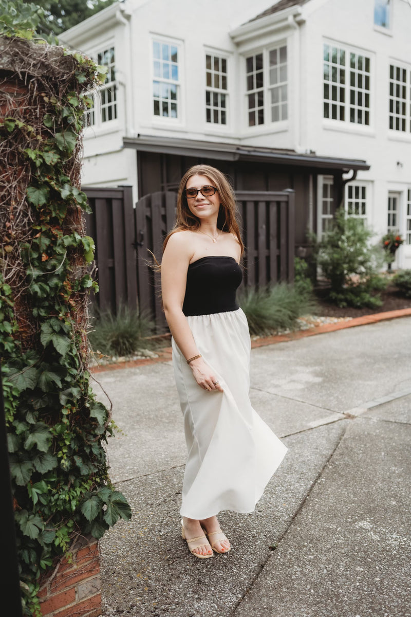 elizabeth strapless midi dress Elizabeth Strapless Midi Dress – Poppie's Boutique