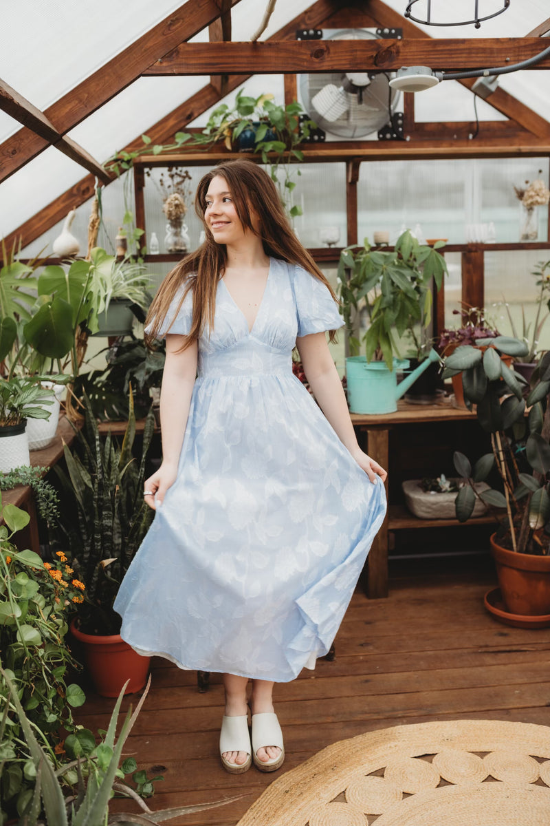 layla midi dress Layla Floral Midi Dress – Poppie's Boutique