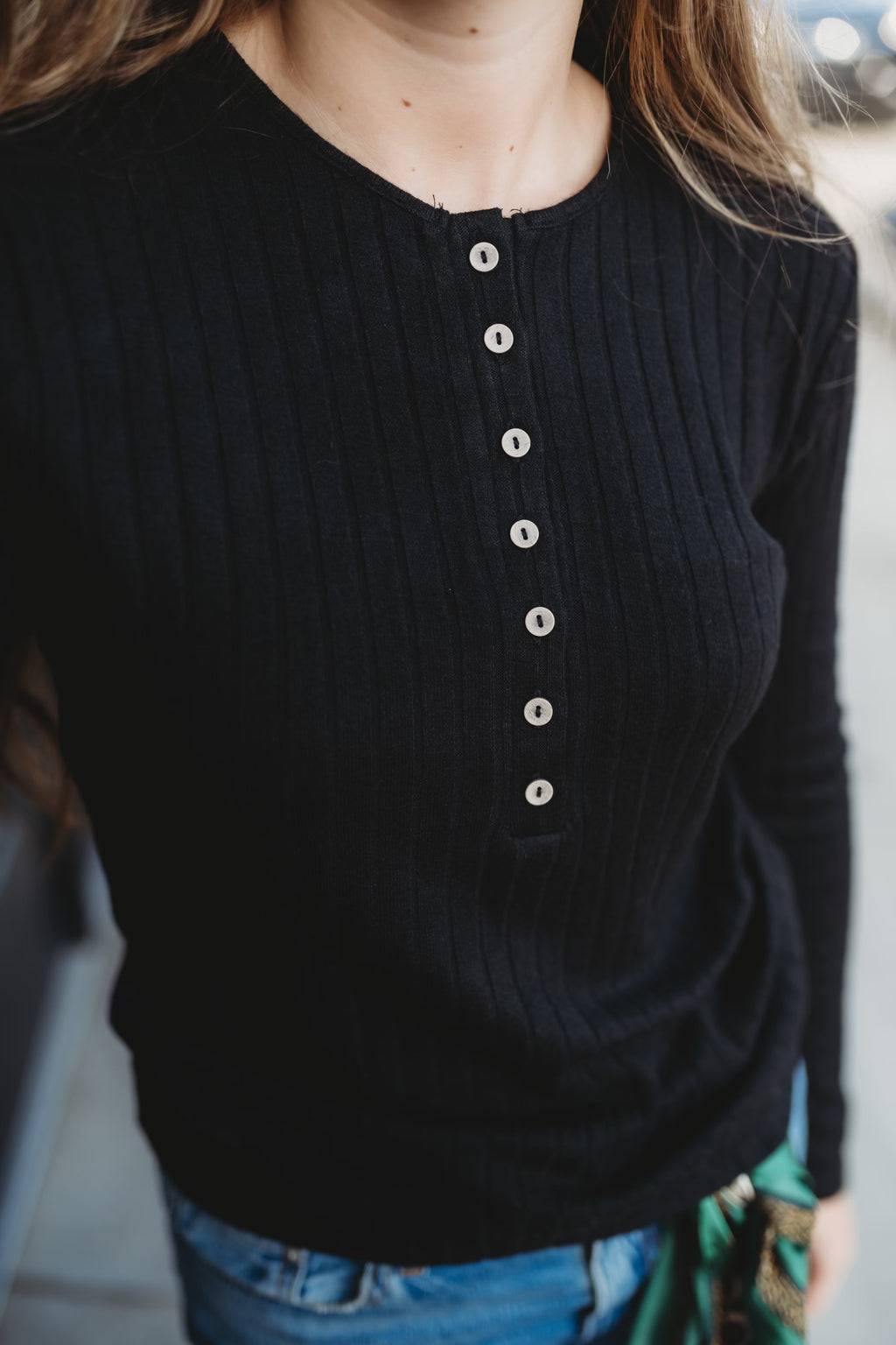 Everyday Ribbed Button Top- Black