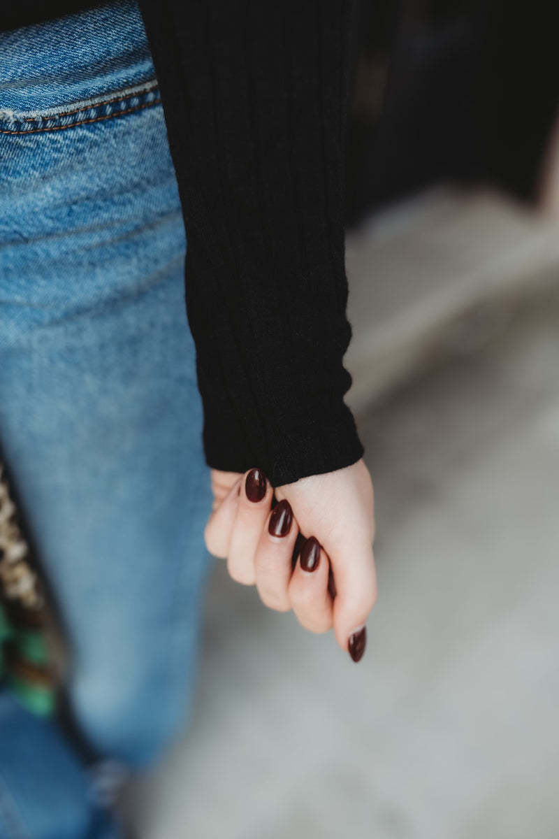 Everyday Ribbed Button Top- Black