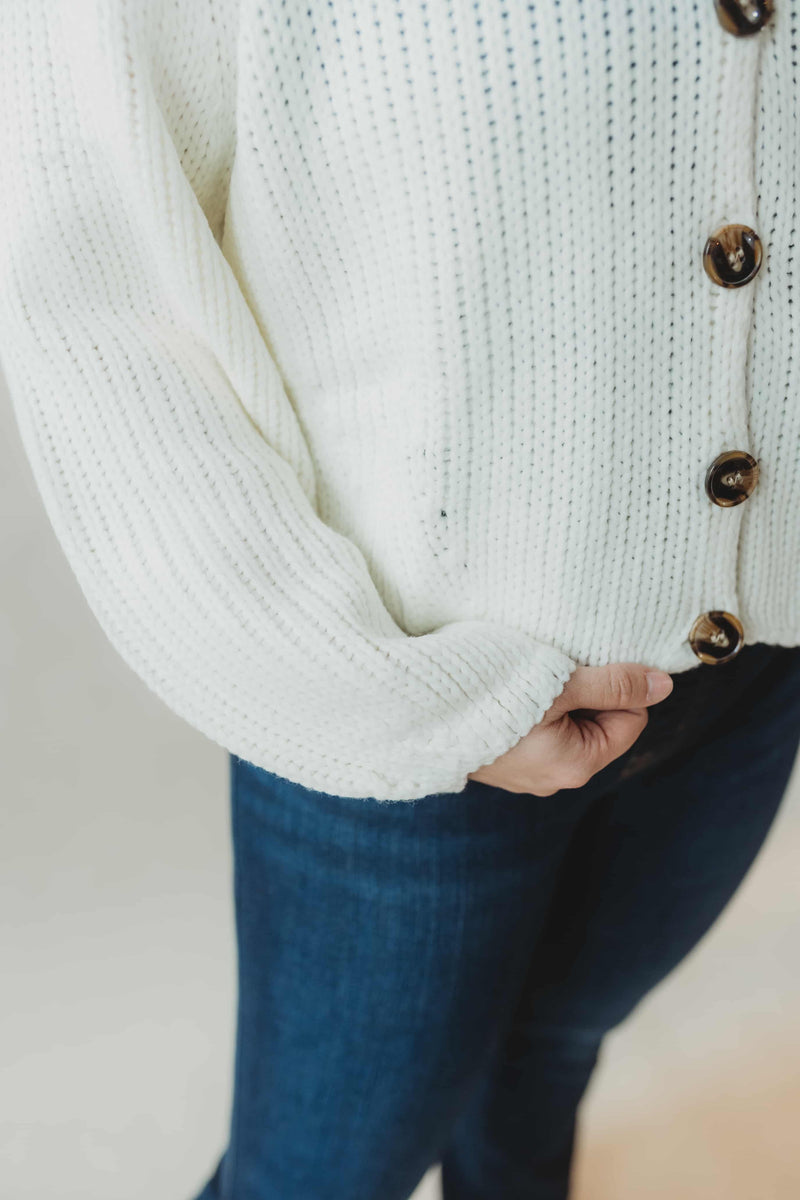 Chloe Chunky Buttoned Sweater - White