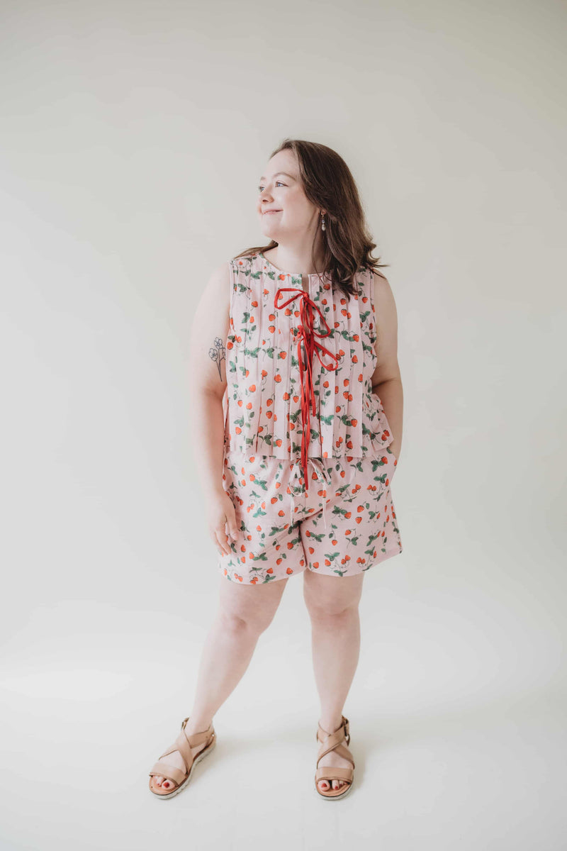 Strawberry Patch Shorts - Pink