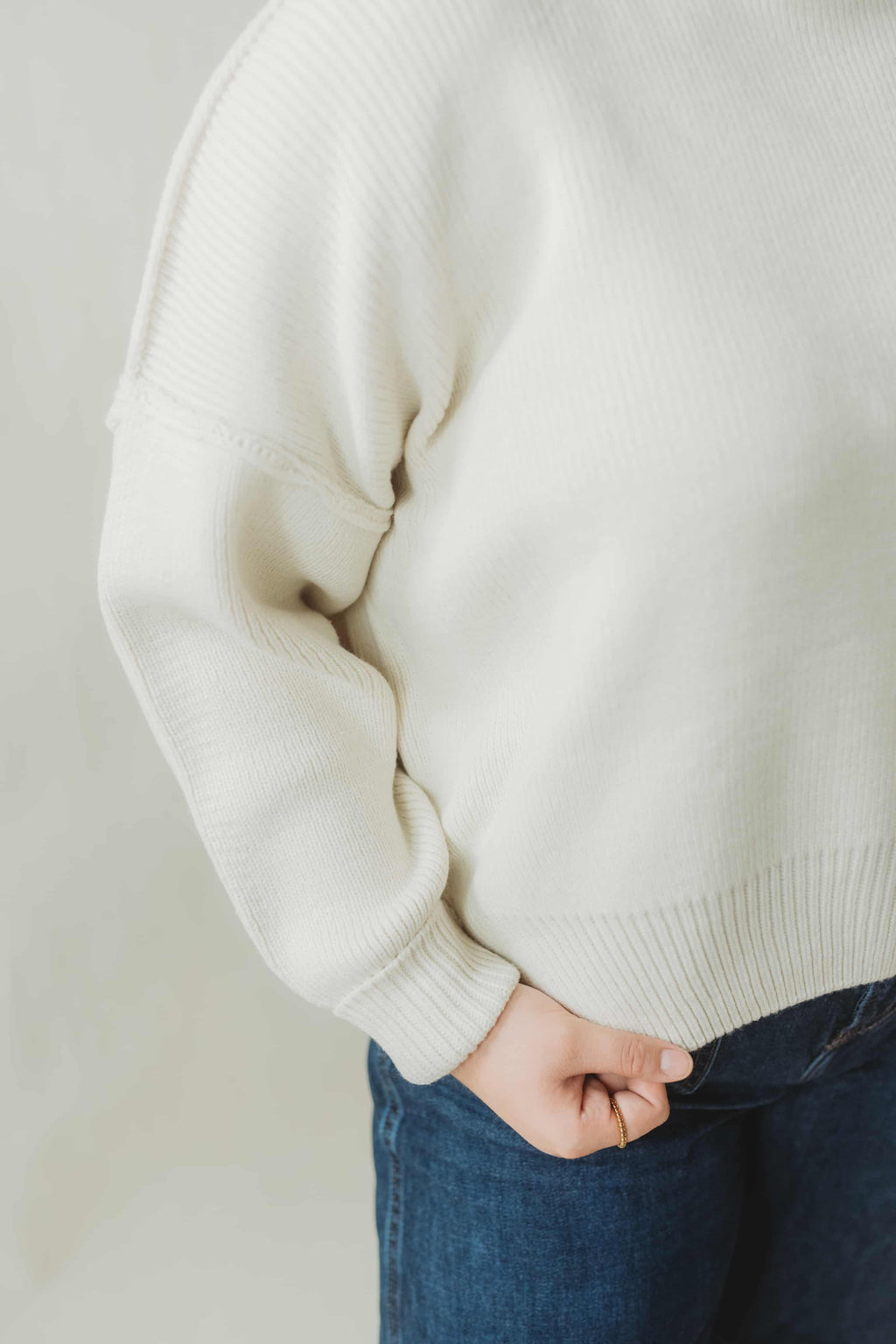 Oversized Classic Sweater - Cream