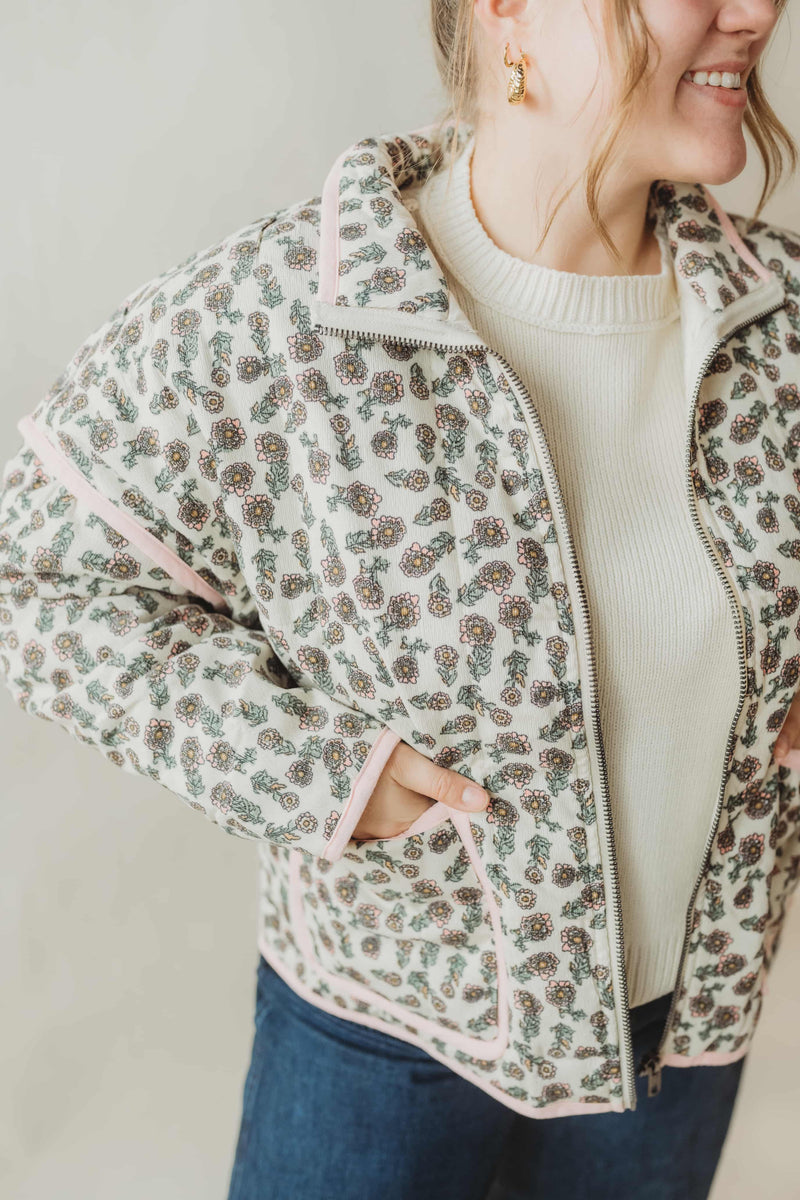 Dreamy Floral Detailed Jacket