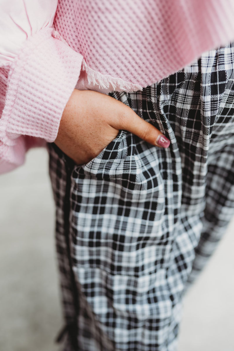 B&W Plaid Balloon Pants