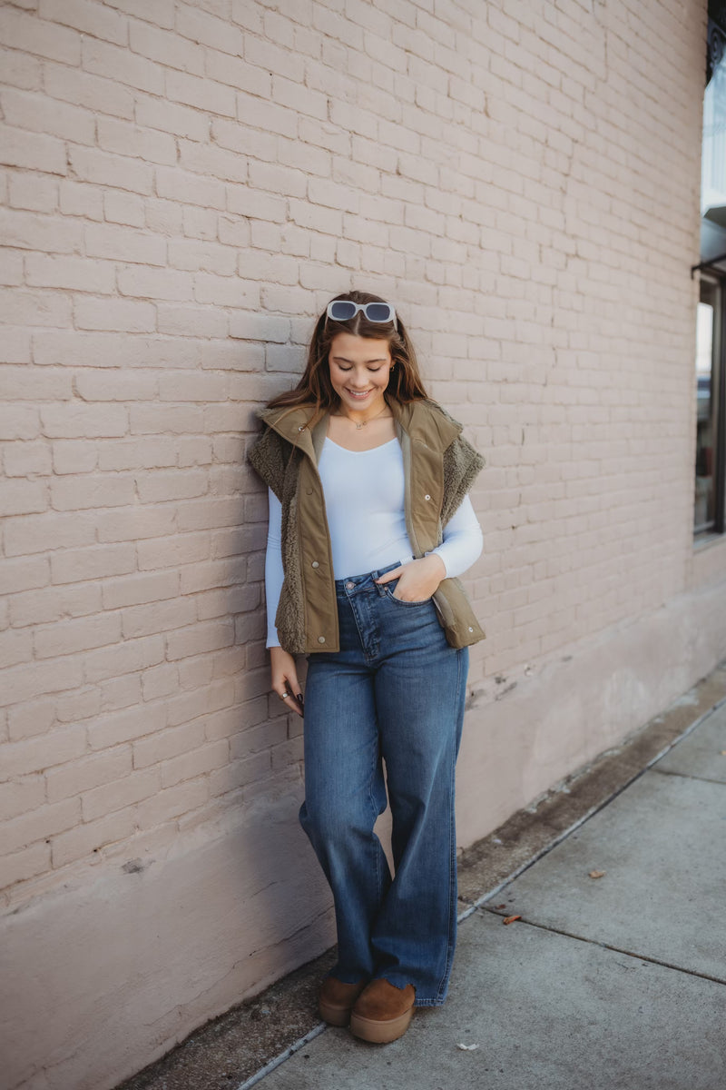 Sherpa Sleeveless Vest Jacket- Olive