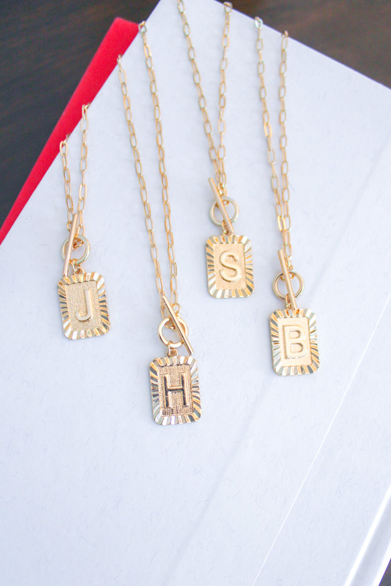 Gold Pendant Initial Necklaces